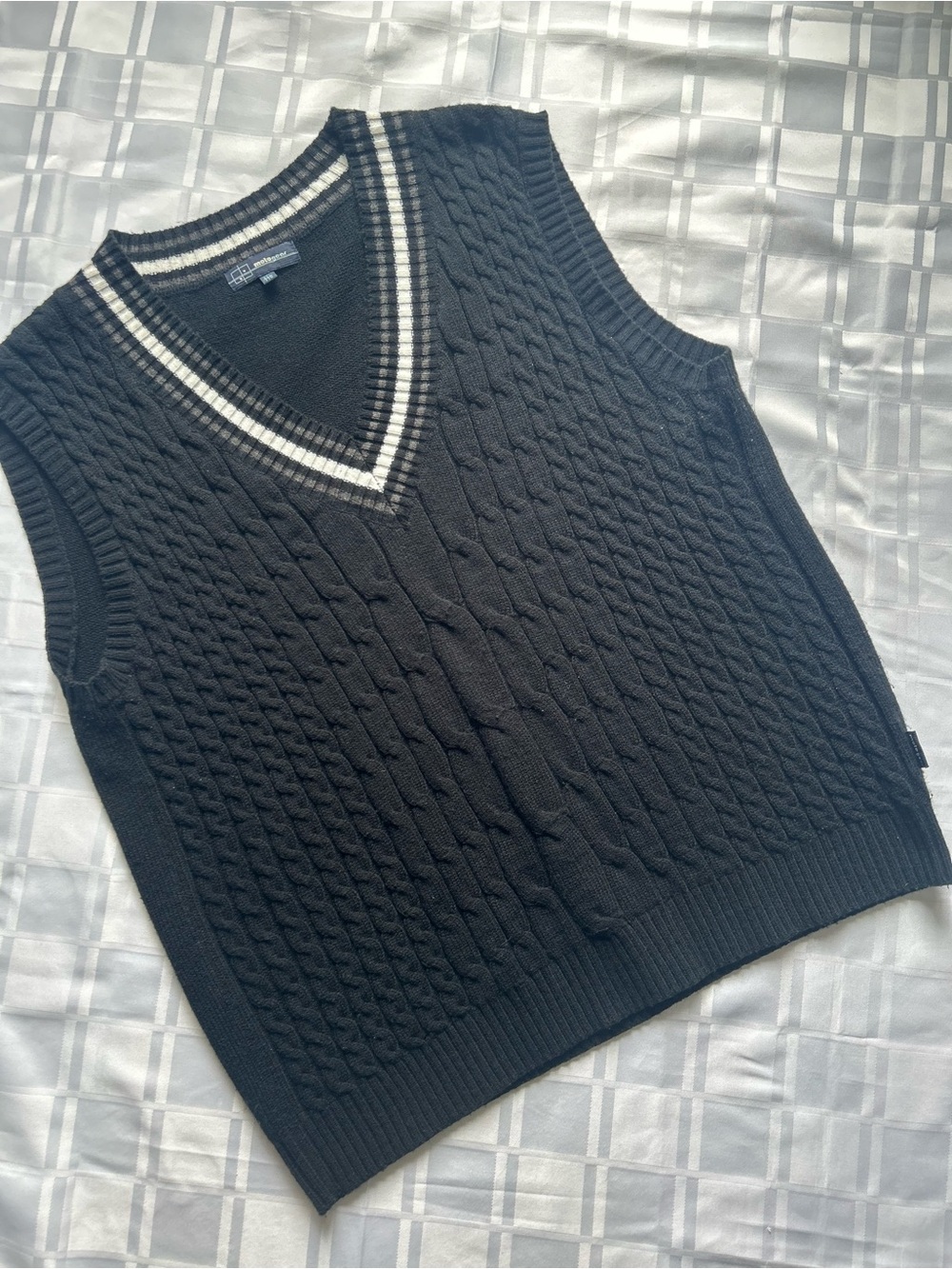 Motogear Black Cable Knit V-Neck Sweater Vest with Contrast Trim